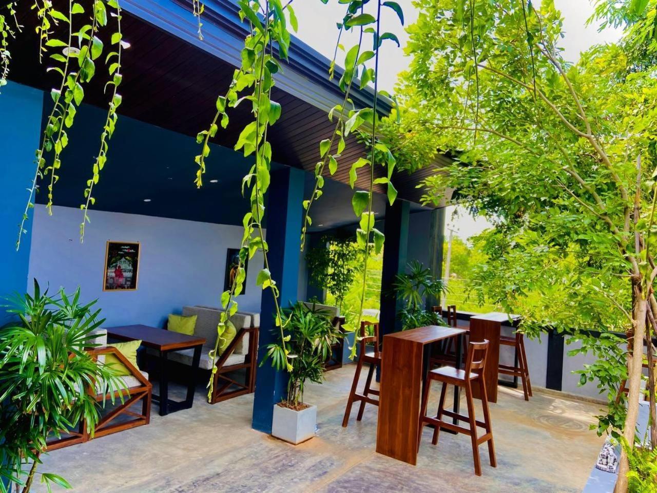 Отель Coffee House Дамбулла Экстерьер фото